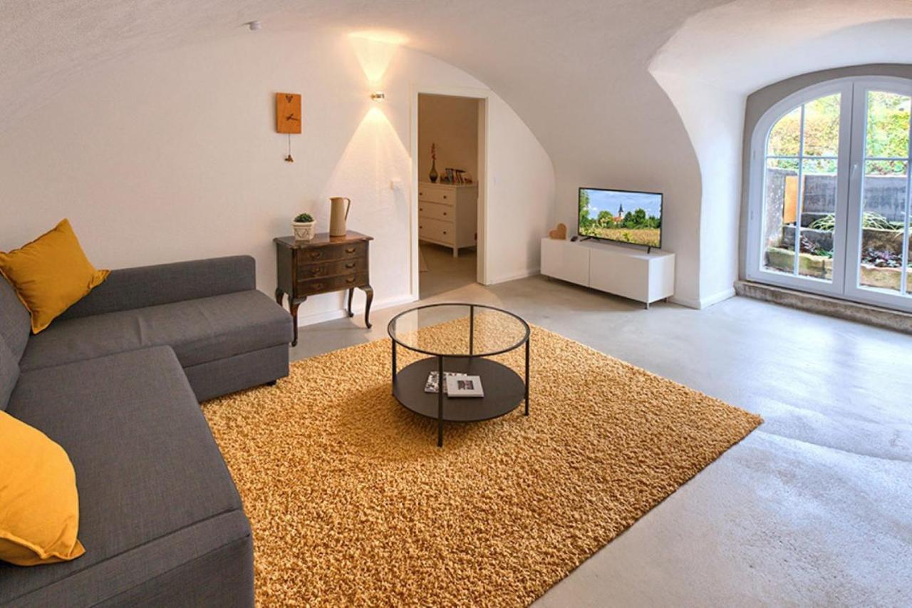 Ferienwohnung Im Weingewoelbe シュタウフェン・イム・ブライスガウ エクステリア 写真
